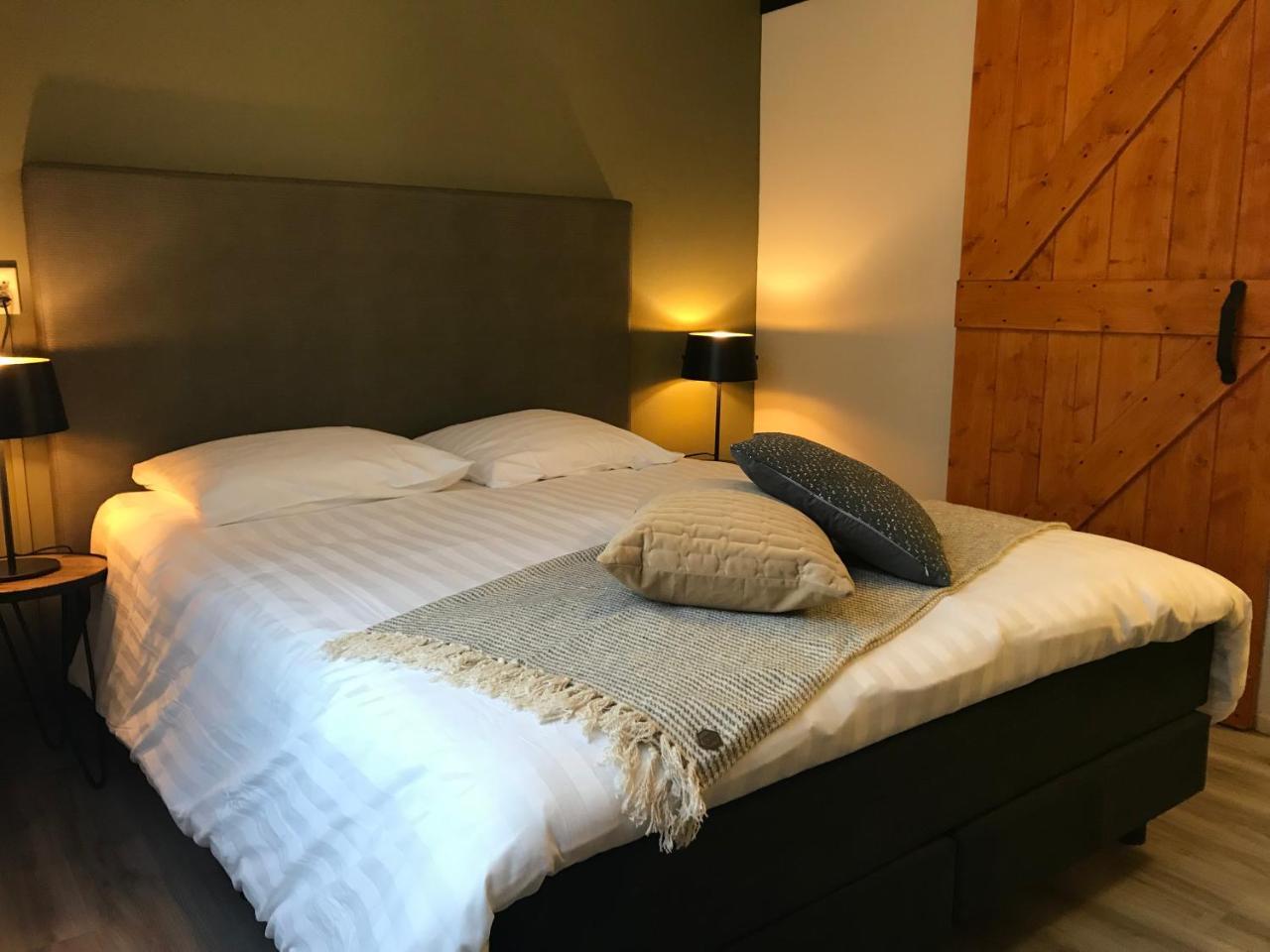 אוסטבורנה Bed & Breakfast Van Marion מראה חיצוני תמונה