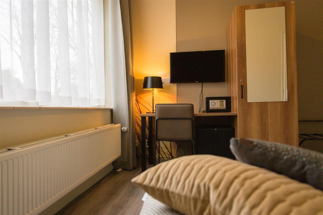 אוסטבורנה Bed & Breakfast Van Marion מראה חיצוני תמונה