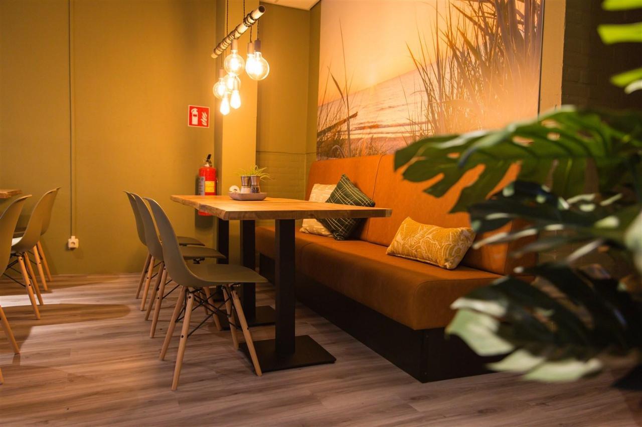 אוסטבורנה Bed & Breakfast Van Marion מראה חיצוני תמונה